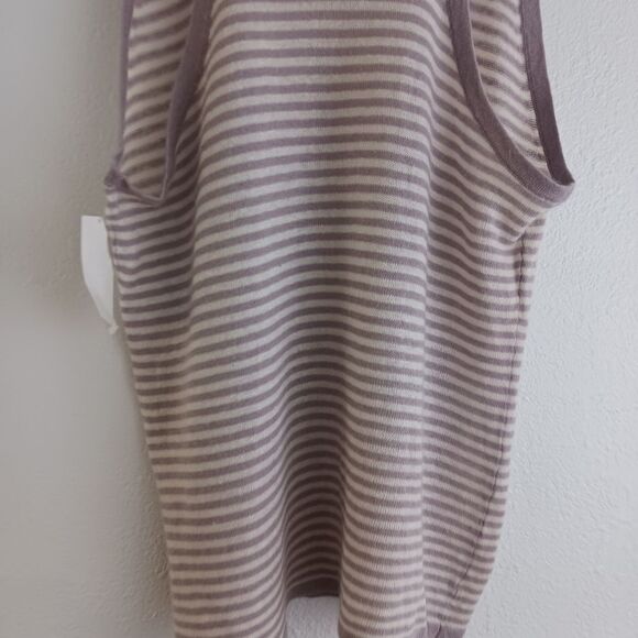 Nakedcashemere mock neck sleeveless top size M - Picture 3 of 7